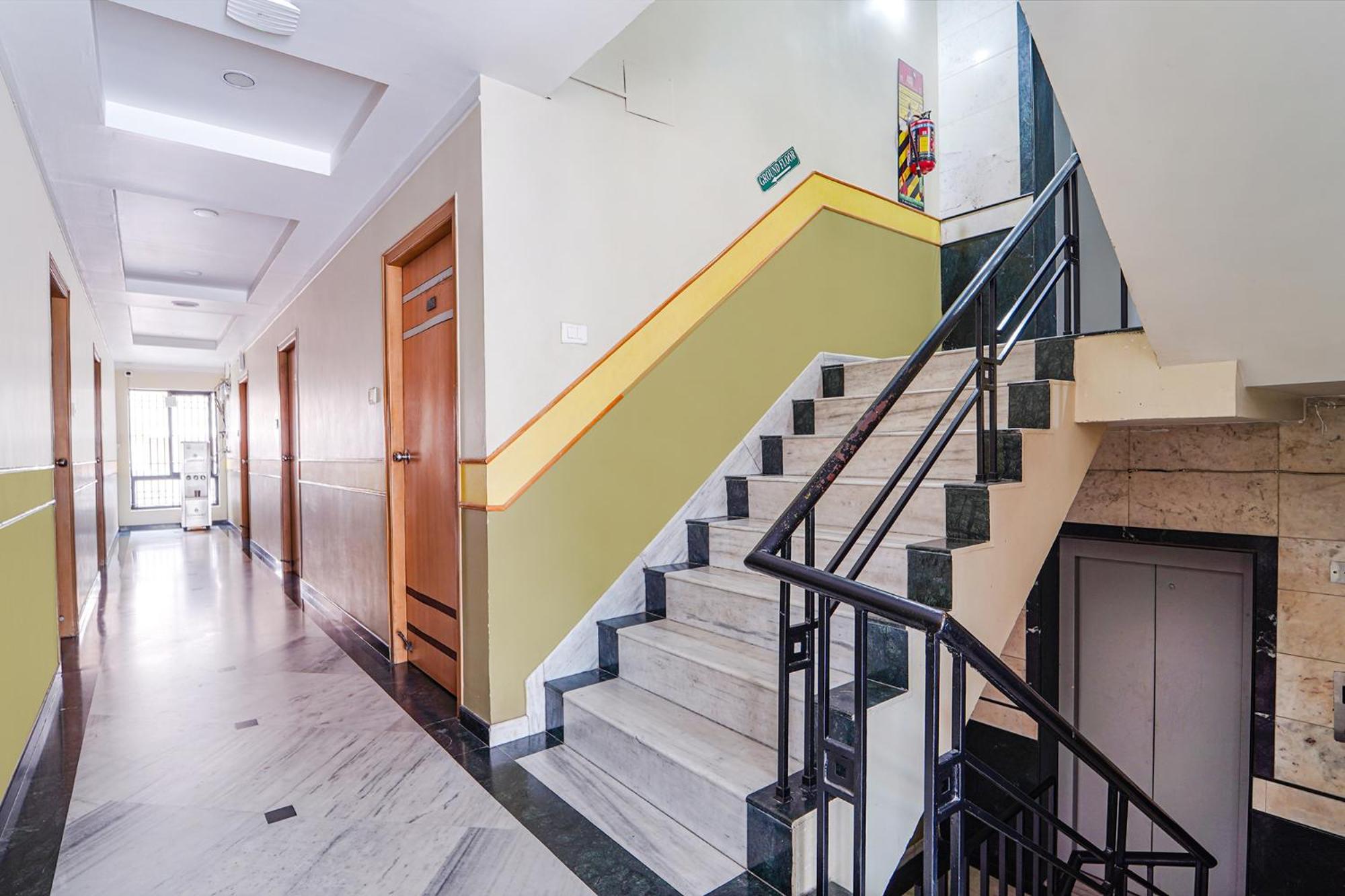 Fabhotel Ess Paradise - Nr Bus Stand Coimbatore Ngoại thất bức ảnh
