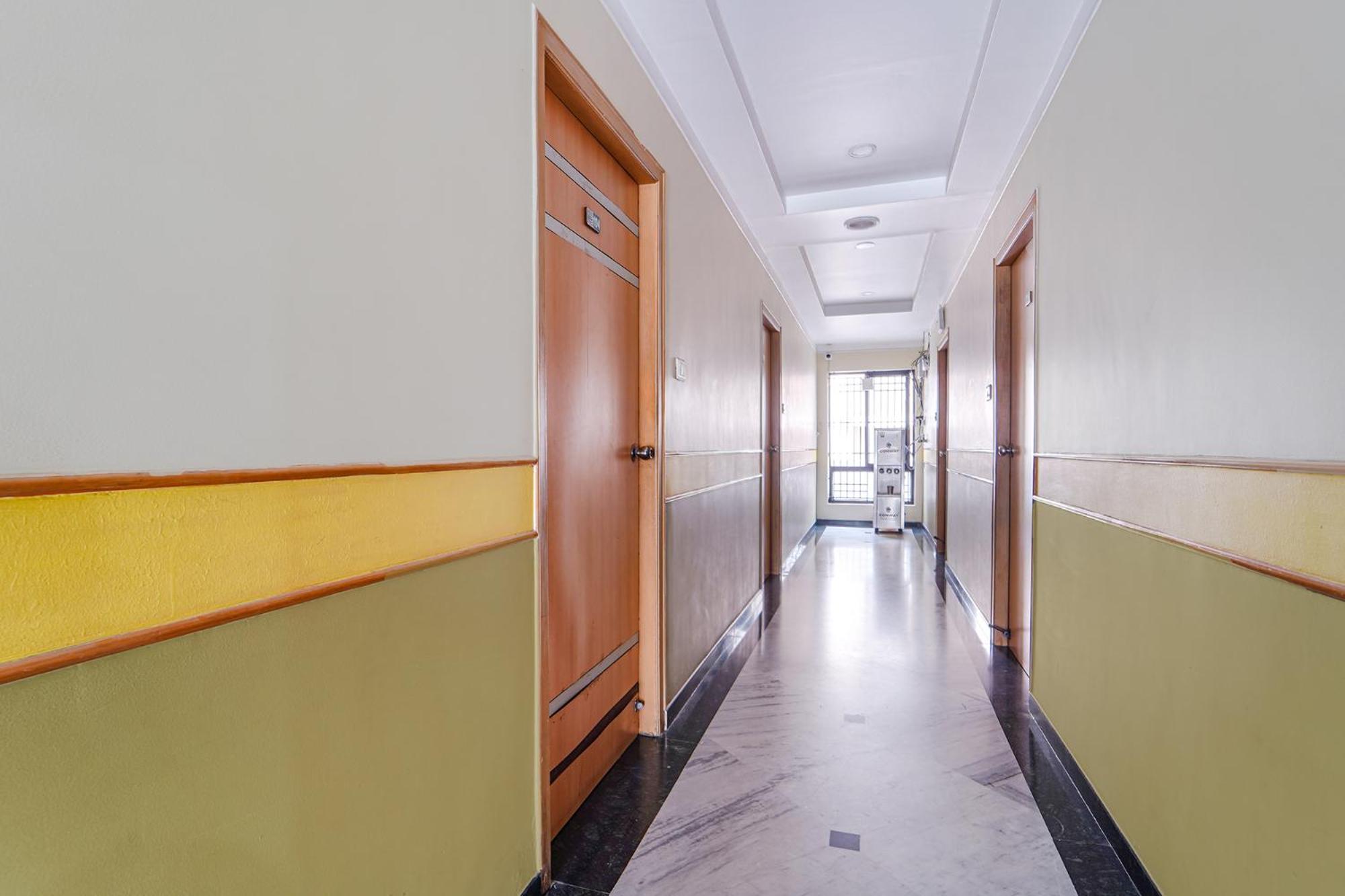 Fabhotel Ess Paradise - Nr Bus Stand Coimbatore Ngoại thất bức ảnh